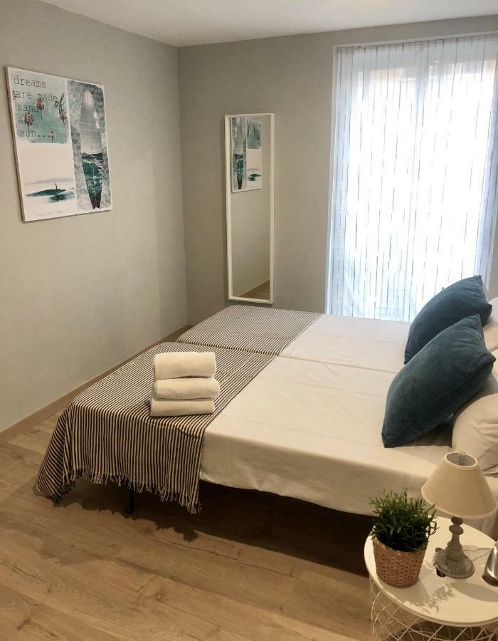 Apartamento San Blas-Antiguo Mercado Central Saragossa Zewnętrze zdjęcie